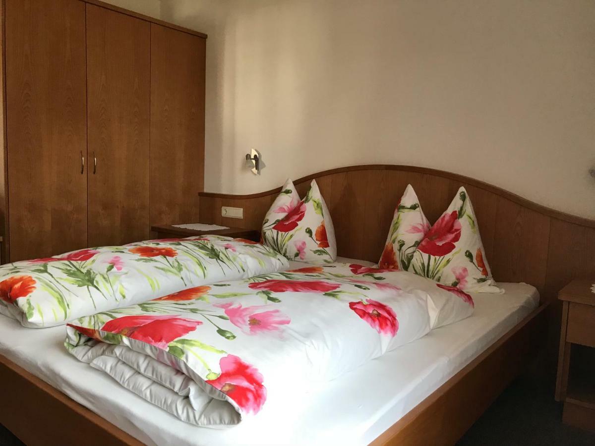 Apartments Vaiolet Santa Cristina Val Gardena Екстер'єр фото