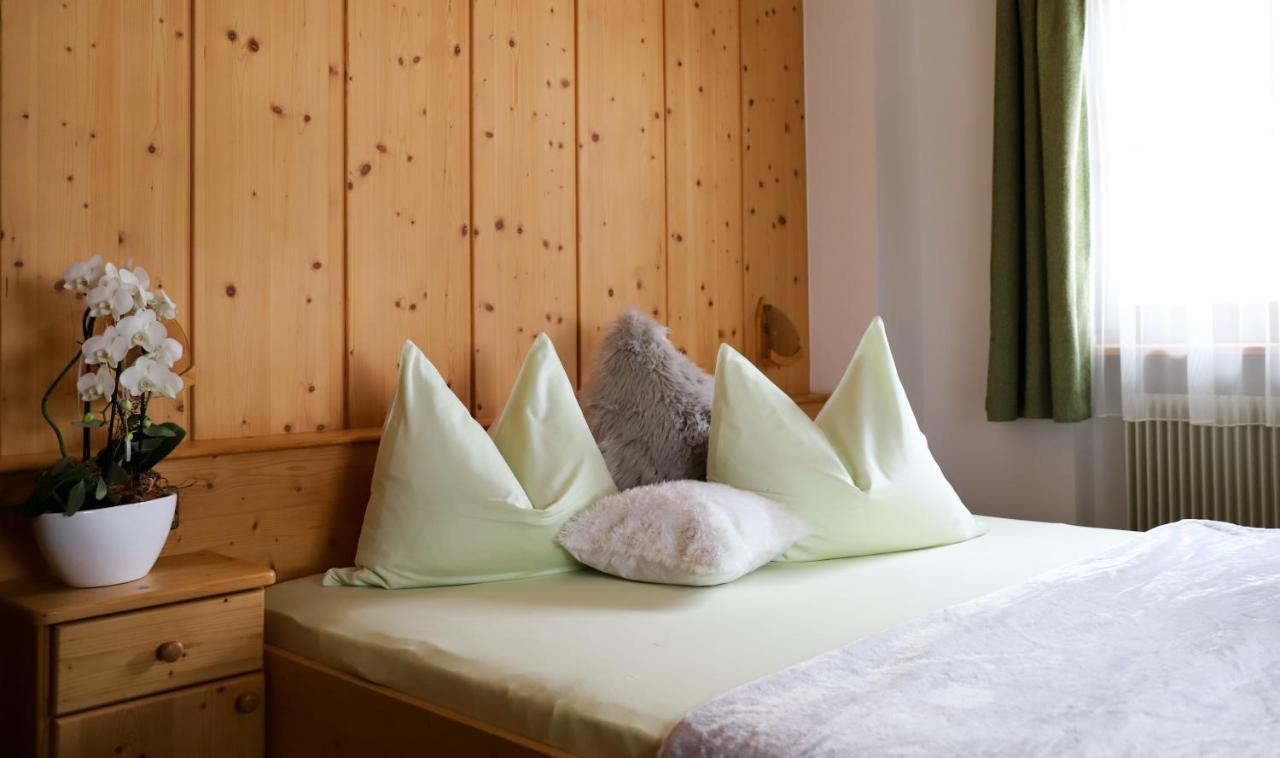 Apartments Vaiolet Santa Cristina Val Gardena Екстер'єр фото